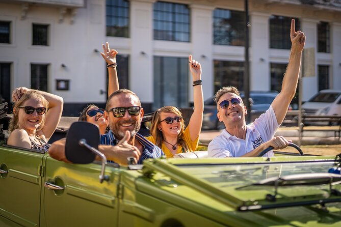 the-city-safari-a-classic-car-tour-of-panama-city