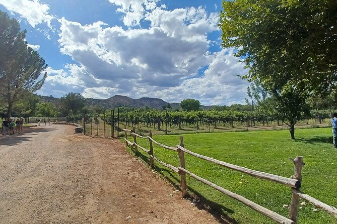 the-classic-sedona-wine-tour