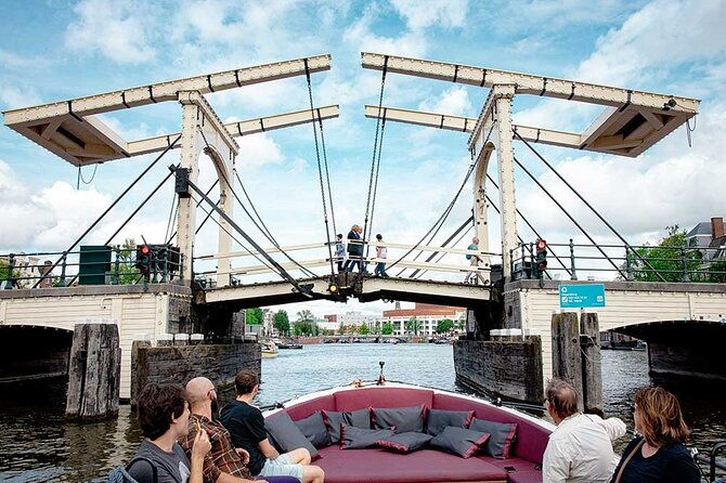 the-cozy-and-fun-canal-tour