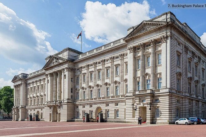 the-crown-british-royalty-walking-tour