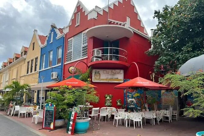 the-curacaos-colorful-history-walking-tour