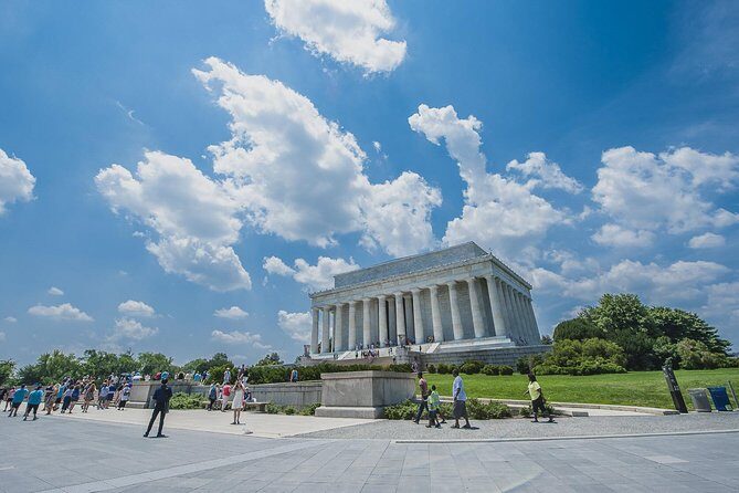 The DC Cherry Blossom Tour - Is This Tour Worth It?