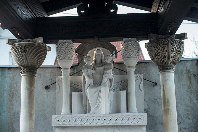 the-deadly-walk-ljubljana-cemetery-tour