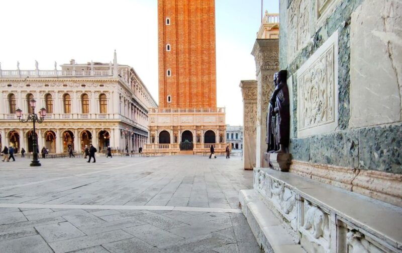 the-doges-palace-in-venice-the-heart-of-venetian-power