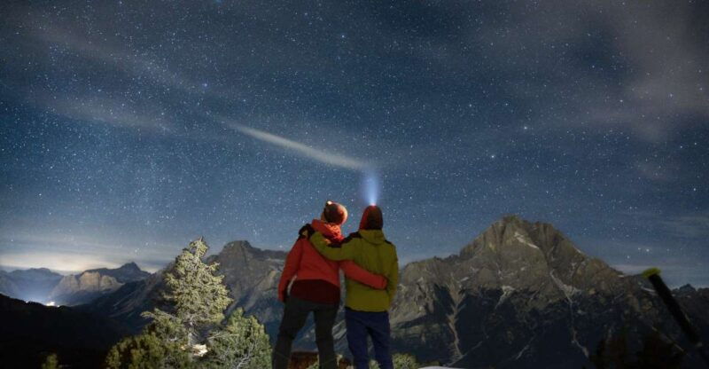 the-dolomites-at-night-with-snowshoes