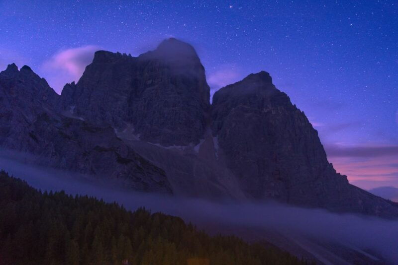 the-dolomites-at-night-with-snowshoes