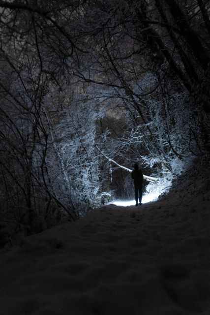 the-dolomites-at-night-with-snowshoes