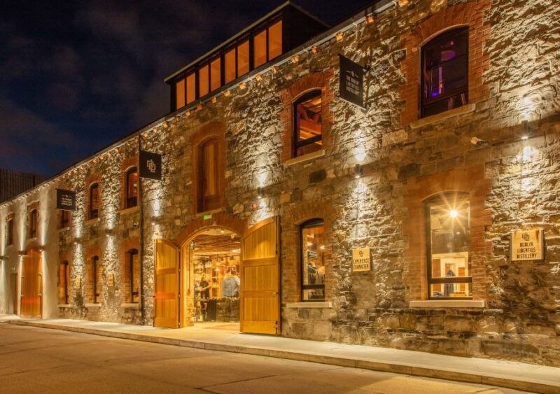 the-dublin-liberties-distillery-tour-with-whiskey-tasting