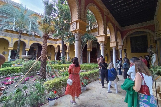 the-duenas-palace-guided-tour-in-seville-with-entrance-included