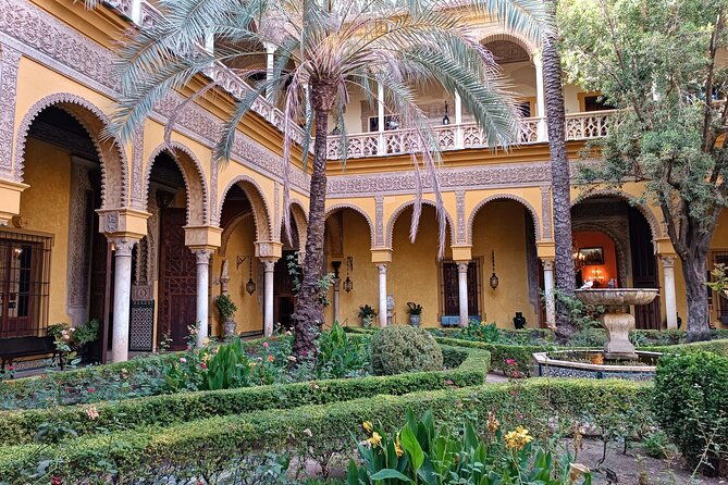 the-duenas-palace-guided-tour-in-seville-with-entrance-included