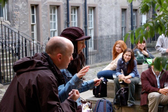 the-edinburgh-literary-pub-tour