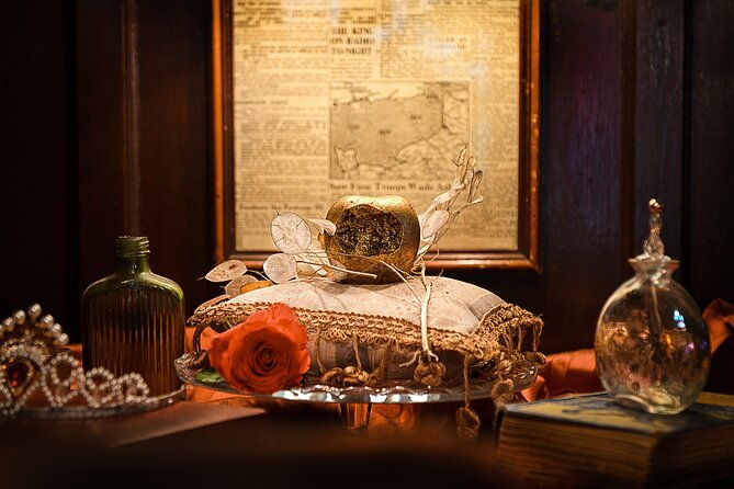 the-enchanted-mirror-by-hiddencity