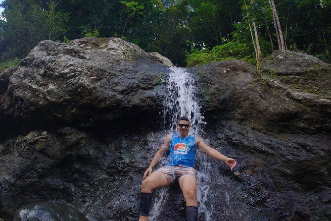 the-enchanted-pool-adventure-toro-negro