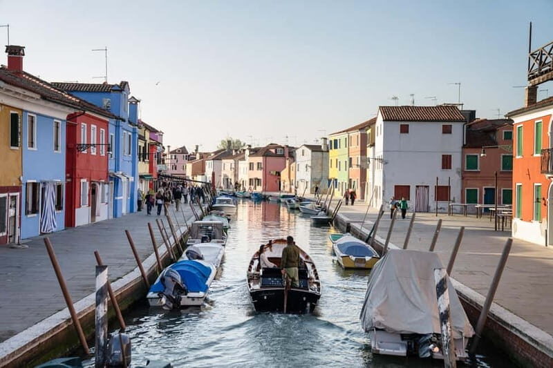The enchantment of the lagoon between the islands of Murano, Burano, Torcello, and Sant'Erasmo - Key Points