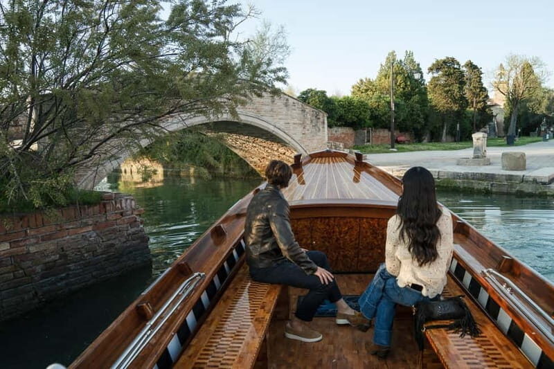 The enchantment of the lagoon between the islands of Murano, Burano, Torcello, and Sant'Erasmo - Practical Details