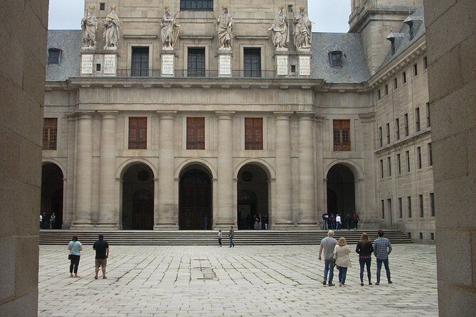 the-escorial-and-valley-of-the-fallen-half-day-trip-from-madrid