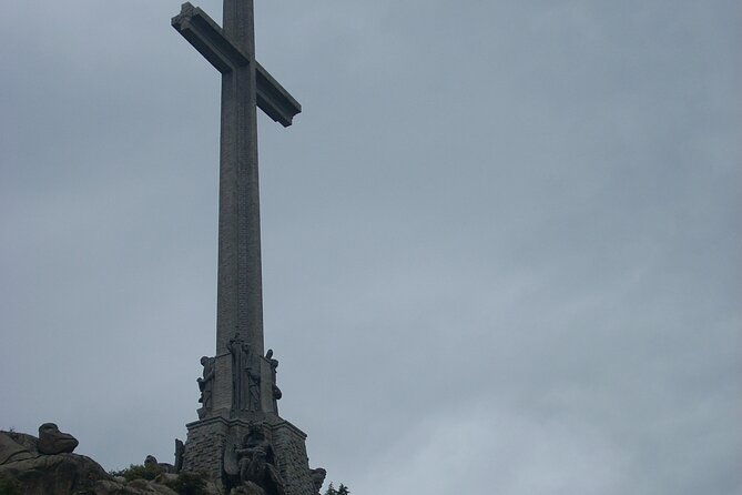 the-escorial-and-valley-of-the-fallen-half-day-trip-from-madrid