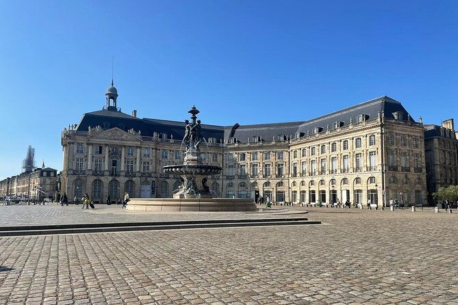 the-essential-in-bordeaux-private-tour-with-a-local-4