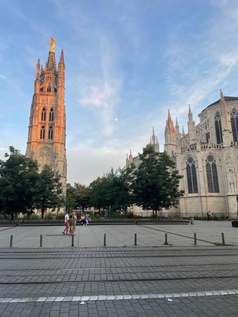 the-essential-in-bordeaux-private-tour-with-a-local-5