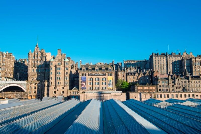 the-essentials-of-edinburgh-in-french