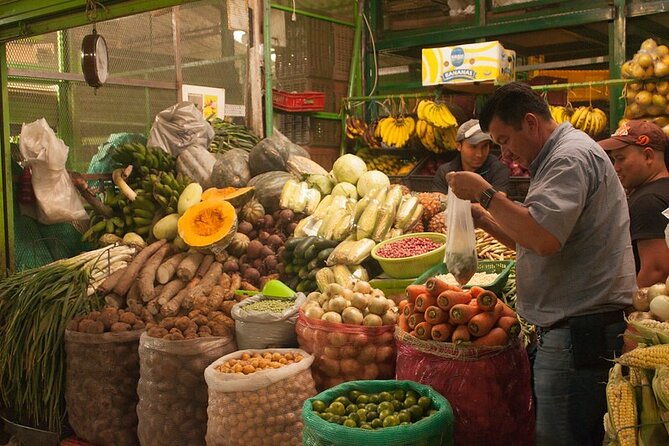 the-fruit-tour-best-food-market-in-bogota