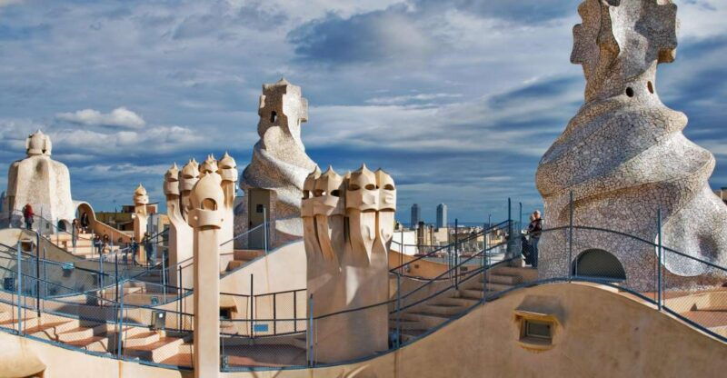 the-genuis-of-gaudi-modernist-architects