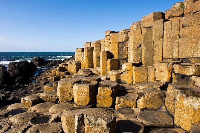 The Giant's Causeway, Dunluce Castel and Belfast - Spanish guide - Authentic Experiences & Hidden Gems