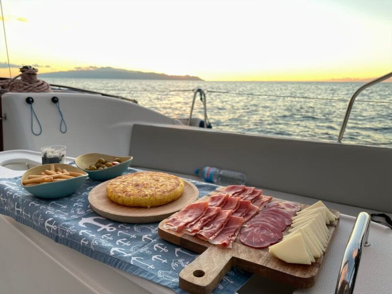 the-giants-private-sailing-tour-with-swim-drink-tapas