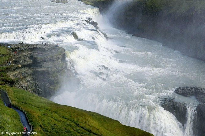 the-golden-circle-guided-bus-tour-from-reykjavik