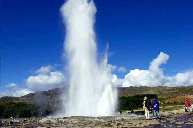the-golden-circle-guided-bus-tour-from-reykjavik