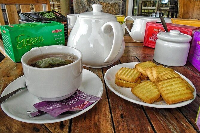 The Gorgeous East: Bois Cheri Tea factory, Rhumerie St-Aubin, Mahebourg & Lunch - FAQs