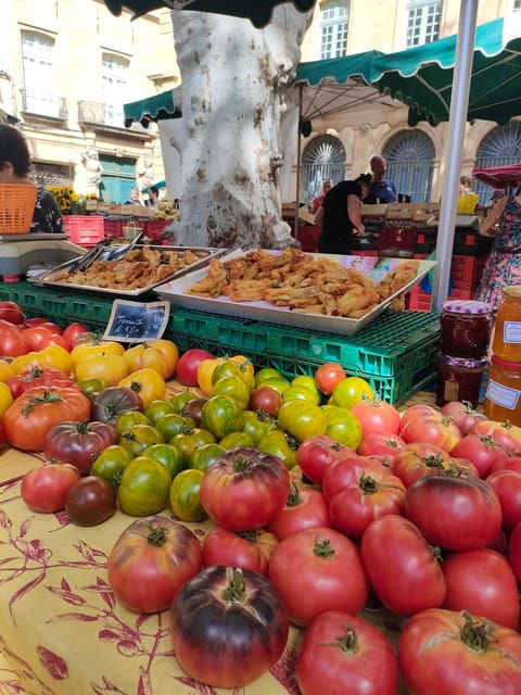 the-gourmet-walk-explore-aix-en-provence-at-noon-with-thomas