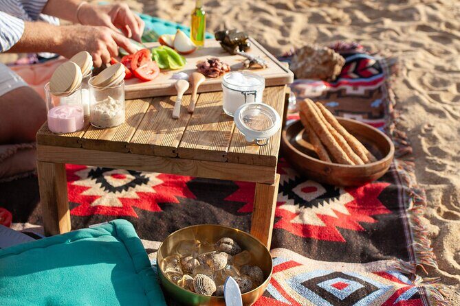 The Greek Meze Picnic - Discovering the Greek Meze Picnic