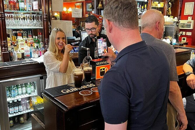 the-guinness-storehouse-perfect-pint-tour-experience-2