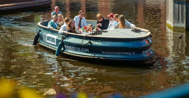 the-hague-city-canal-cruise-2