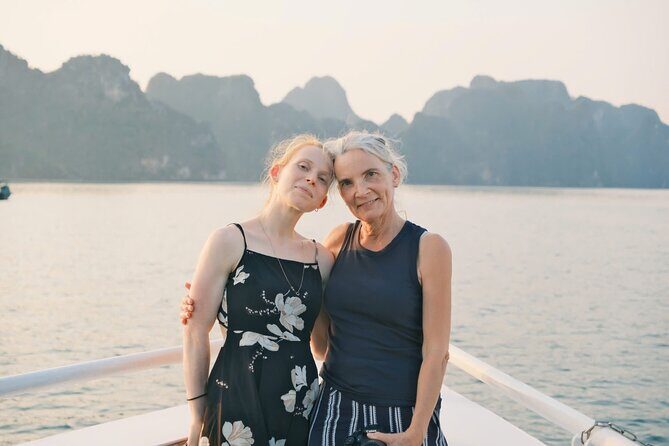 The Halong Catamaran Cruise in Halong Bay & Lan Ha Bay - The Sum Up