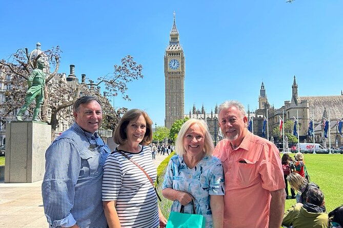the-heart-of-westminster-private-2-hour-black-cab-tour-in-london-3