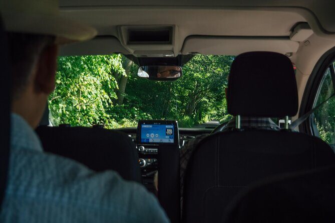 The 'Hidden Cotswolds' Shared Tour from Bath for 2-8 people - Transportation, Timing, and Group Size