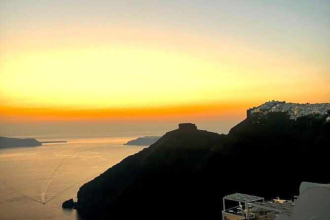 the-highlights-of-santorini-on-a-mini-bus-daily-sunset-tour