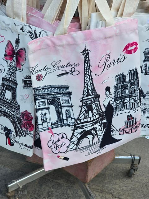 the-historic-district-of-montmartre