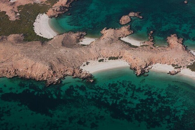 The Jewel of Muscat Sea, Daymaniyat Islands - First Stop: Daymaniyat Islands Nature Reserve