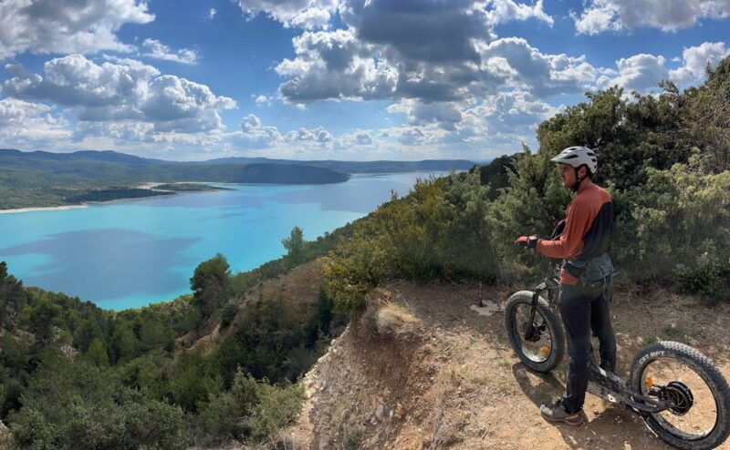 the-lakeside-panoramic-tour-guided-electric-scooter-rides
