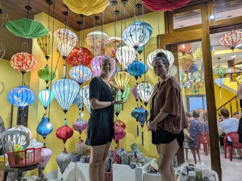 The Lantern Lady: Traditional Lantern Class in Old Town - Who Would Enjoy This?