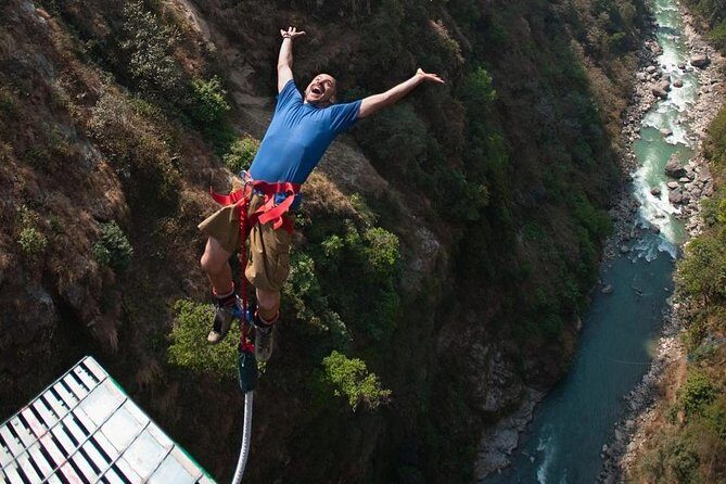 The Last Resort Bungee Jump 1 day - The Experience: What to Expect from Start to Finish