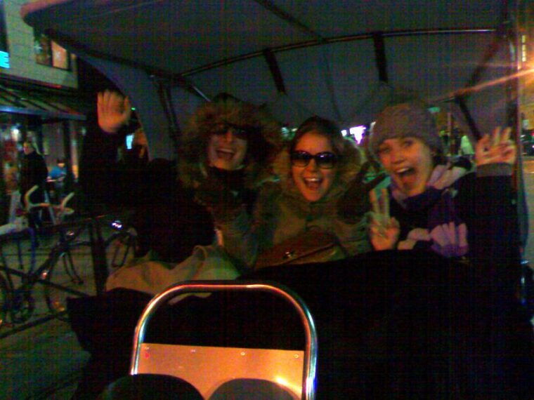 the-latin-quarter-private-tuktuk-tour-in-paris