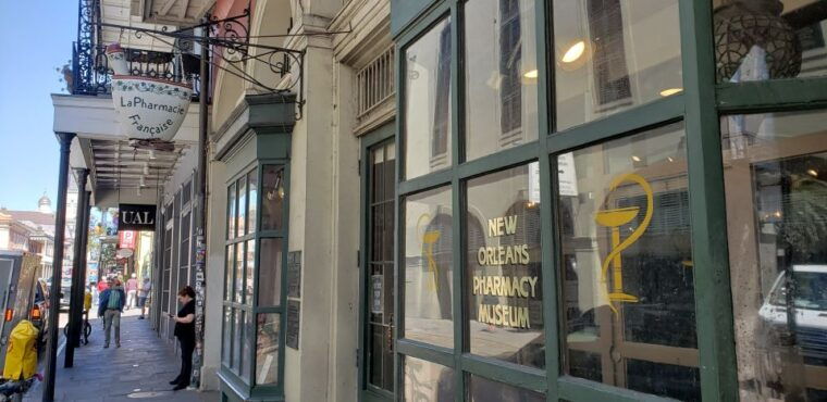 the-locals-guide-to-the-french-quarter-tour