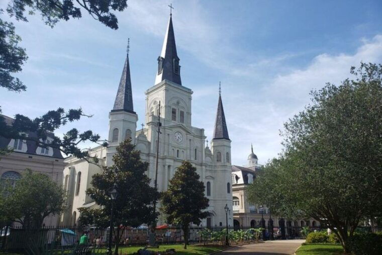 the-louisiana-of-the-creoles-visit-to-the-old-square