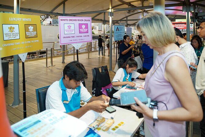 The Luxury White Dinner Cruise in Bangkok - Authentic Feedback from Travelers