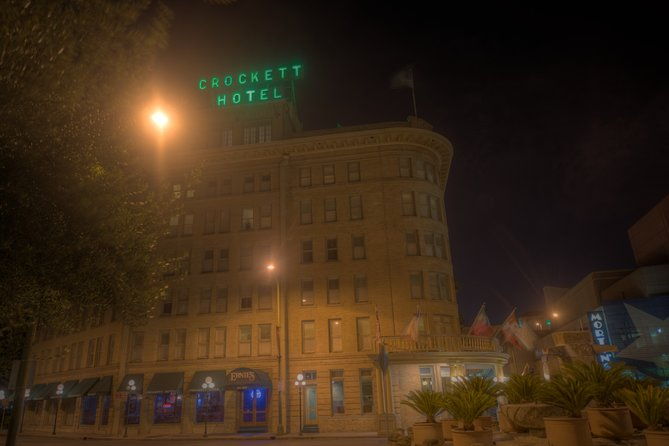the-madames-and-mayhem-walking-ghost-tour-2