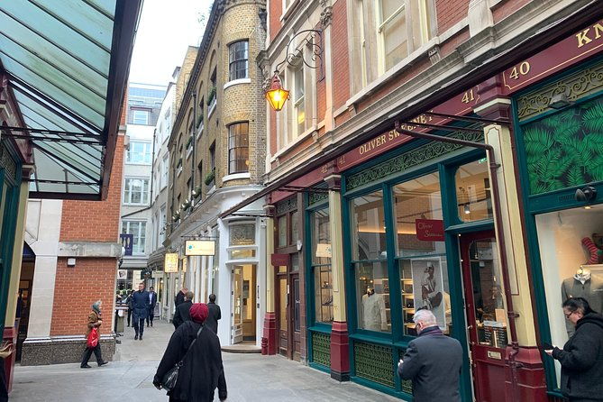 the-magic-of-harry-potter-private-guided-tour-for-kids-and-families-in-london